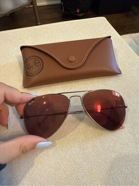 Ray-Ban Aviator Sunglasses with Red-Brown Lenses